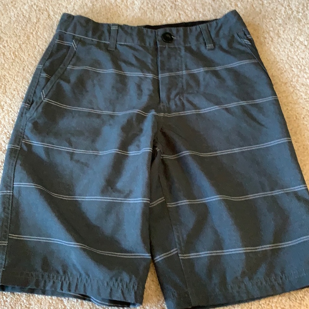 Quiksilver shorts size 12